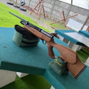 Rifle PCP Weihrauch HW 100 S FAC (seminuevo).22